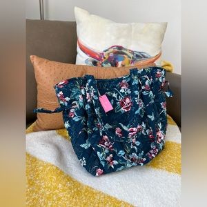 NEVER USED! Vera Bradley Glenna Sachel in Rose Toile